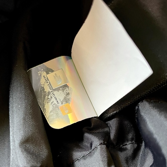 The North Face Women’s Barr Lake Snow Jacket - Picture 8 of 8